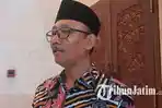 Politisi-Fraksi-Partai-Amanat-Nasional-DPRD-Jatim-Suli-Daim-saat-dikonfirmasi-seusai-rapat-paripurna.jpg