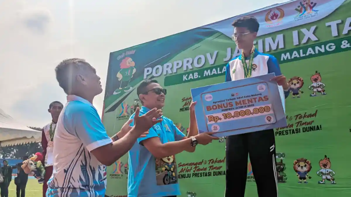 Siswa SMAN 9 Kota Malang Fariq Radvan Raih Medali Emas di Porprov Jatim ...