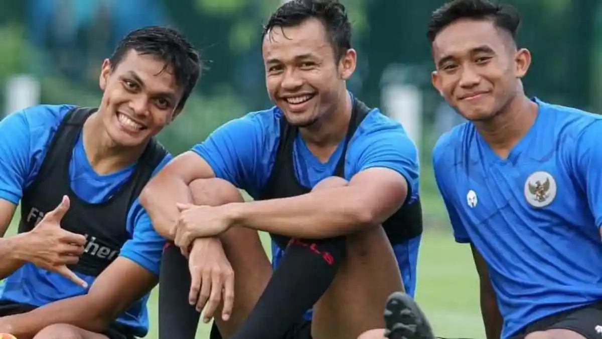 Dipanggil Pelatih Timnas, Bek Persebaya Surabaya Rizky Ridho Siap Belajar dari Tim Senior, Info
