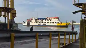 KMP-BRR-di-Pelabuhan-Ulee-Lheue-Banda-Aceh-sabtu-sore-282025.jpg