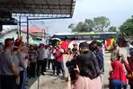 Kapolres Dharmasraya Sambut Perantau Pulang Basamo di RM Omega, Tari Piring Meriahkan Suasana