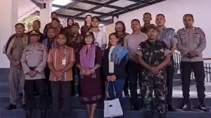 Foto-bersama-PLBN-Motamasin-saat-kunjungan-kerja-Agen-Konsulat-Timor-Leste.jpg