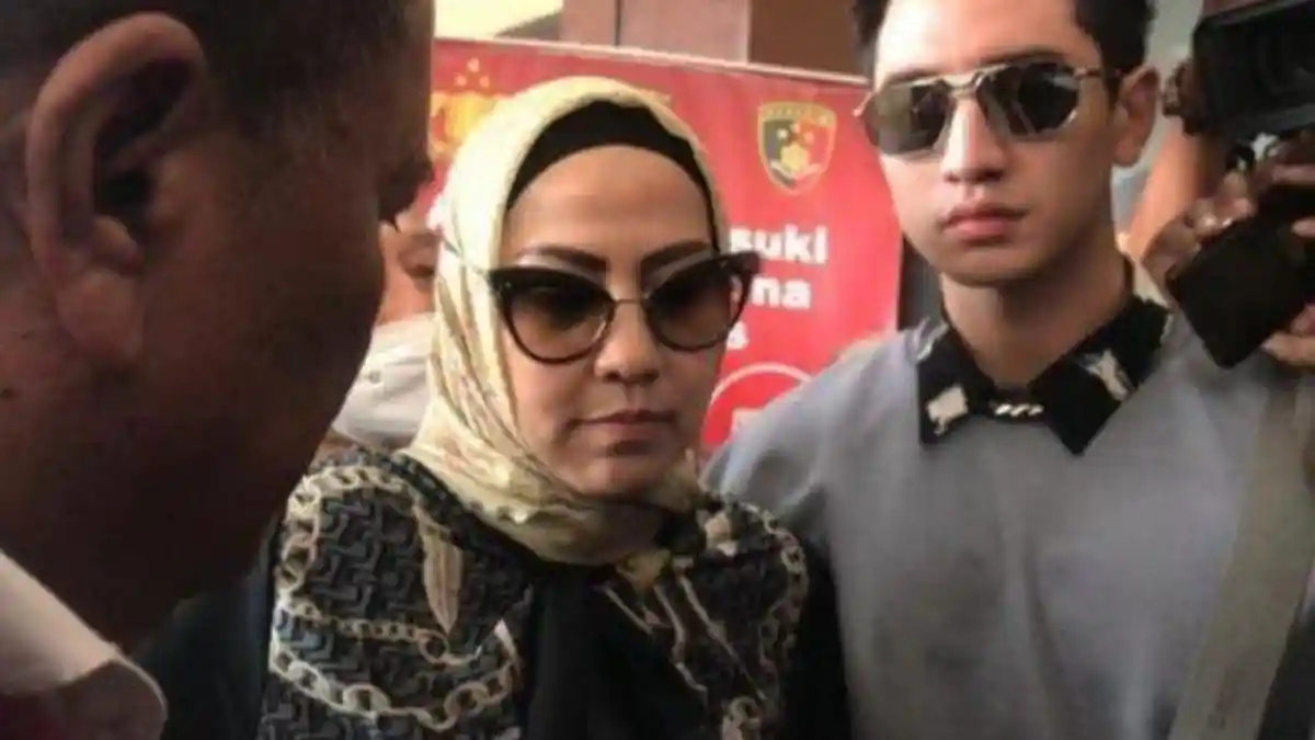 Terungkap Ferry Irawan Tidak Beri Nafkah, Venna Melinda yang Banting Tulang