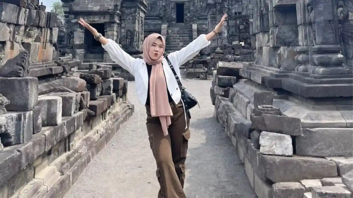 Influencer Ayu Selvia Asal Medan Viral Hasilkan Puluhan Juta Bahkan Ratusan Juta