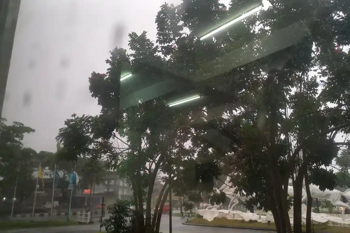 9 dari 17 Daerah di Sulawesi Tenggara Potensi Hujan Ringan 31 Oktober 2025: Panas di Konawe Utara