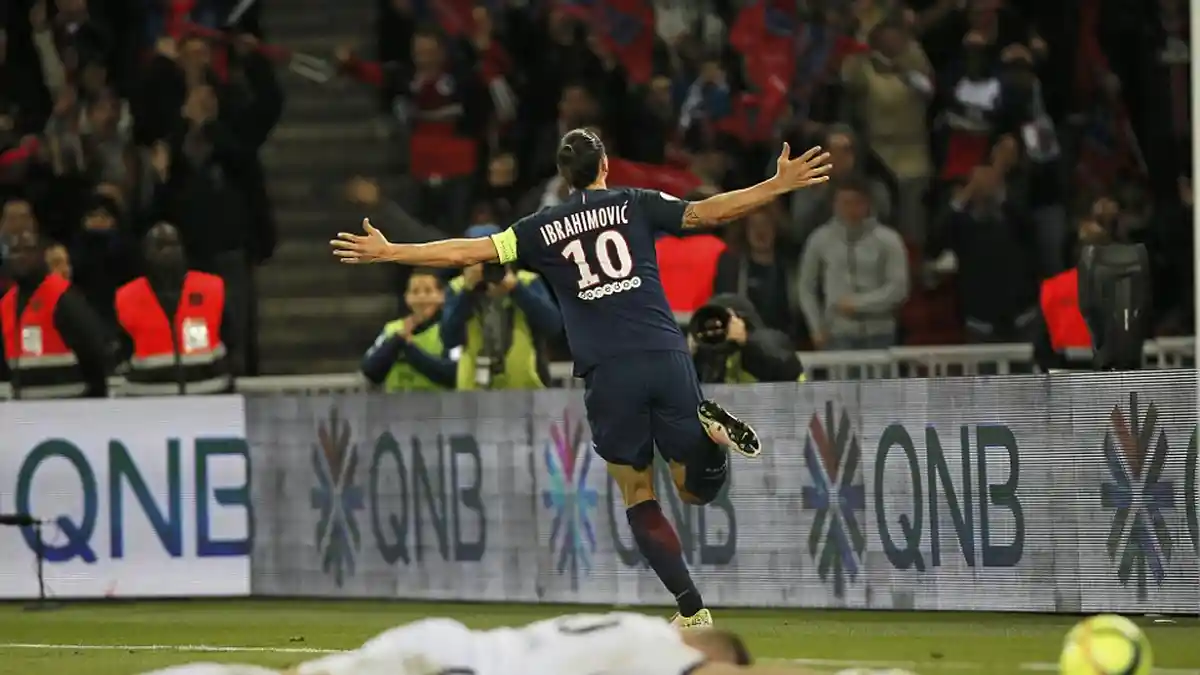 Ibrahimovic Tidak Akan ke Manchester United