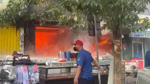 kebakaran-pasar-krian-sidoarjo.jpg