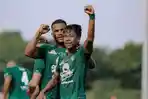 Leo-Lelis-dan-Supriadi-dua-pemain-Persebaya-Surabaya.jpg