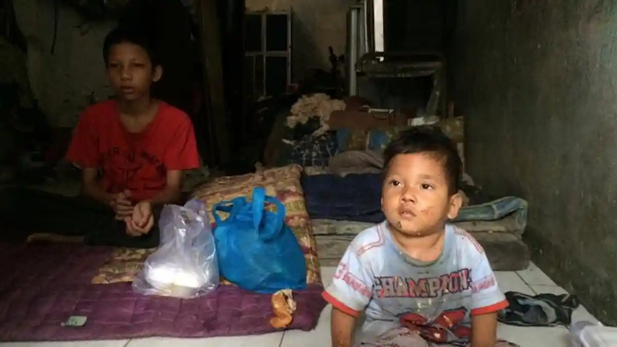 Ditinggal Pergi Orangtua, Seorang Anak 16 Tahun Nafkahi Sang Adik