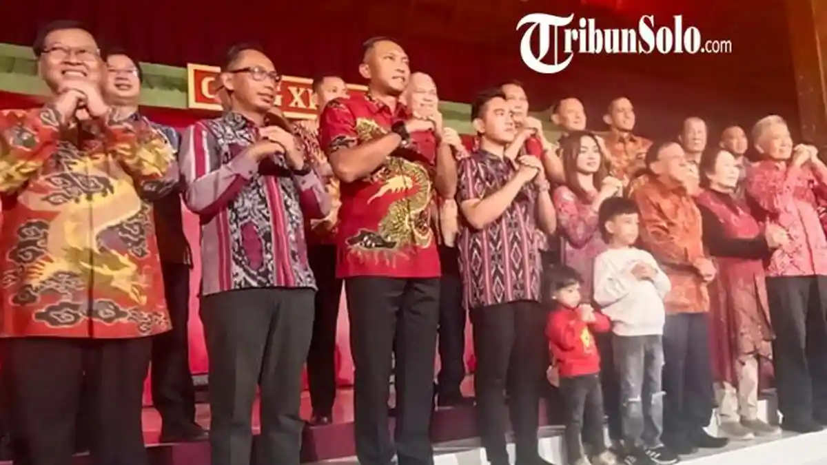 Perayaan Imlek di Solo Lancar, Gibran Sebut Solo Semakin Mengejar Jogja:  Kunjungan dan Promosi