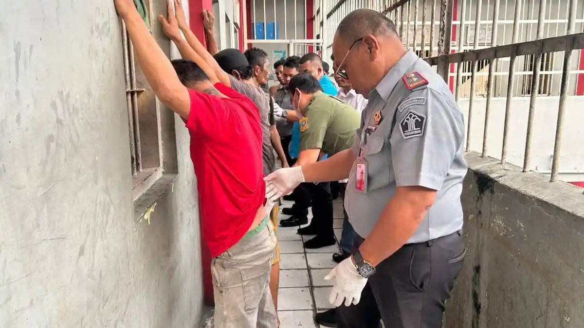 Pastikan Bebas Narkotika, Lapas Barus Gandeng BNN Razia Kamar Hunian Warga Binaan