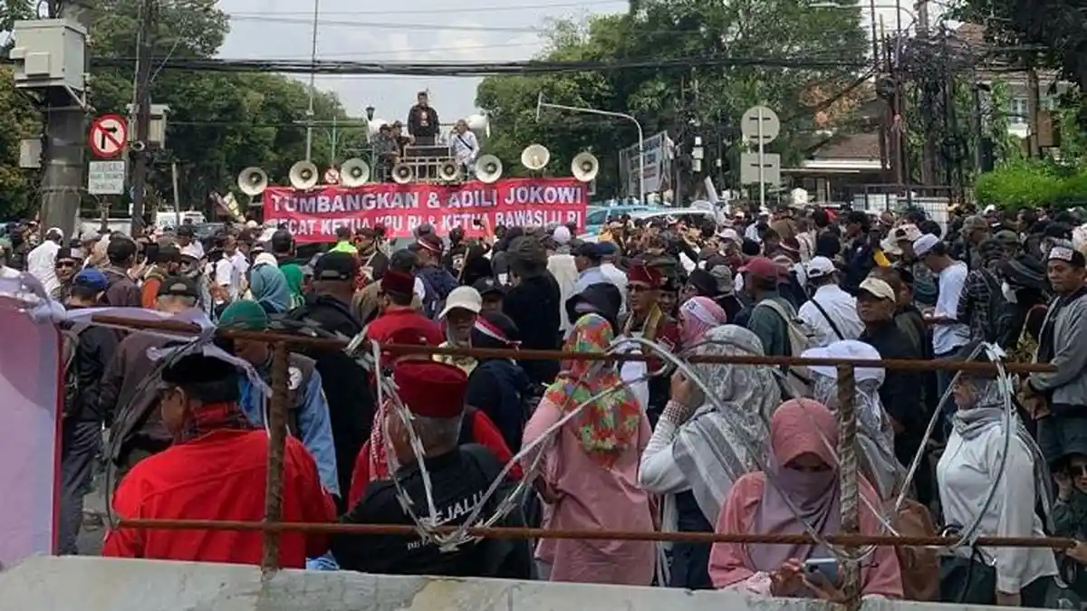 Demonstrasi Menolak Hasil Pemilu 2024 Digelar di Kantor KPU Siang Ini, Masa Bawa 4 Tuntutan