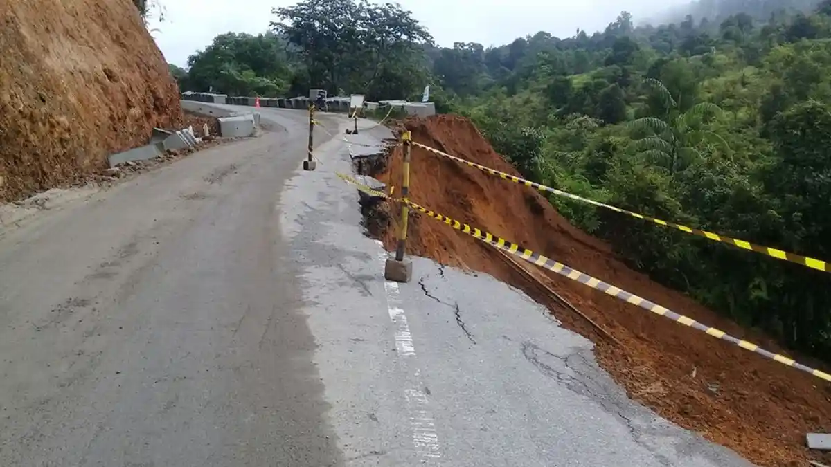 Info Satlantas Polres Taput: Longsor di Jalur Tarutung-Sibolga