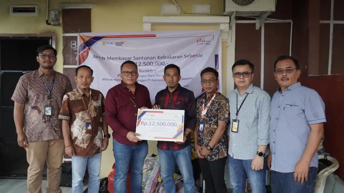 Syahrir Peroleh Santunan Kebakaran Rumah Setelah Isi Token Listrik Lewat Aplikasi Movin