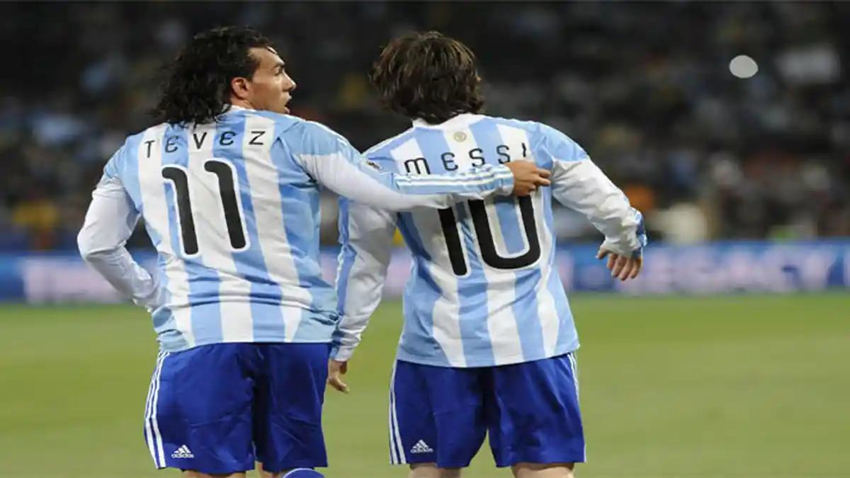 Carlos Tevez: Dari Lubuk Hati yang Paling Dala Saya Berharap Ini Piala Dunia-nya Messi