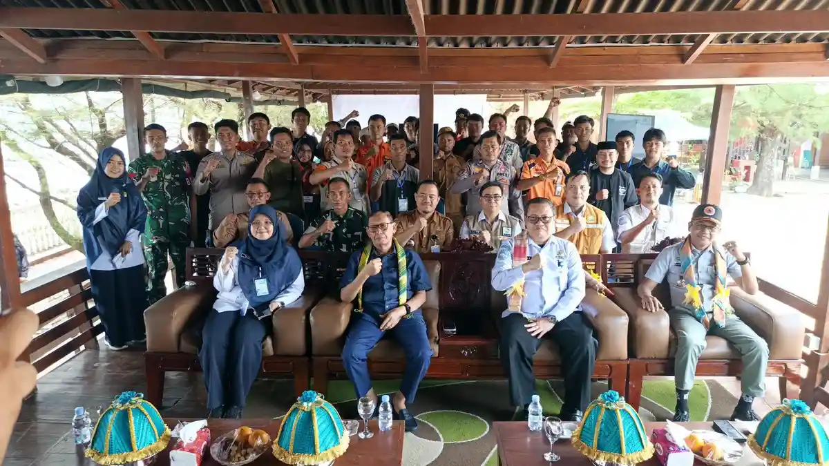 BMKG Gelar Sekolah Lapang, Edukasi Warga Pesisir Galesong Takalar Hadapi Gempa dan Tsunami