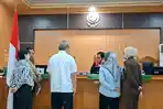 saksi-ahli-sidang-praperadilan-Direktur-Pascasarjana-UPR.jpg