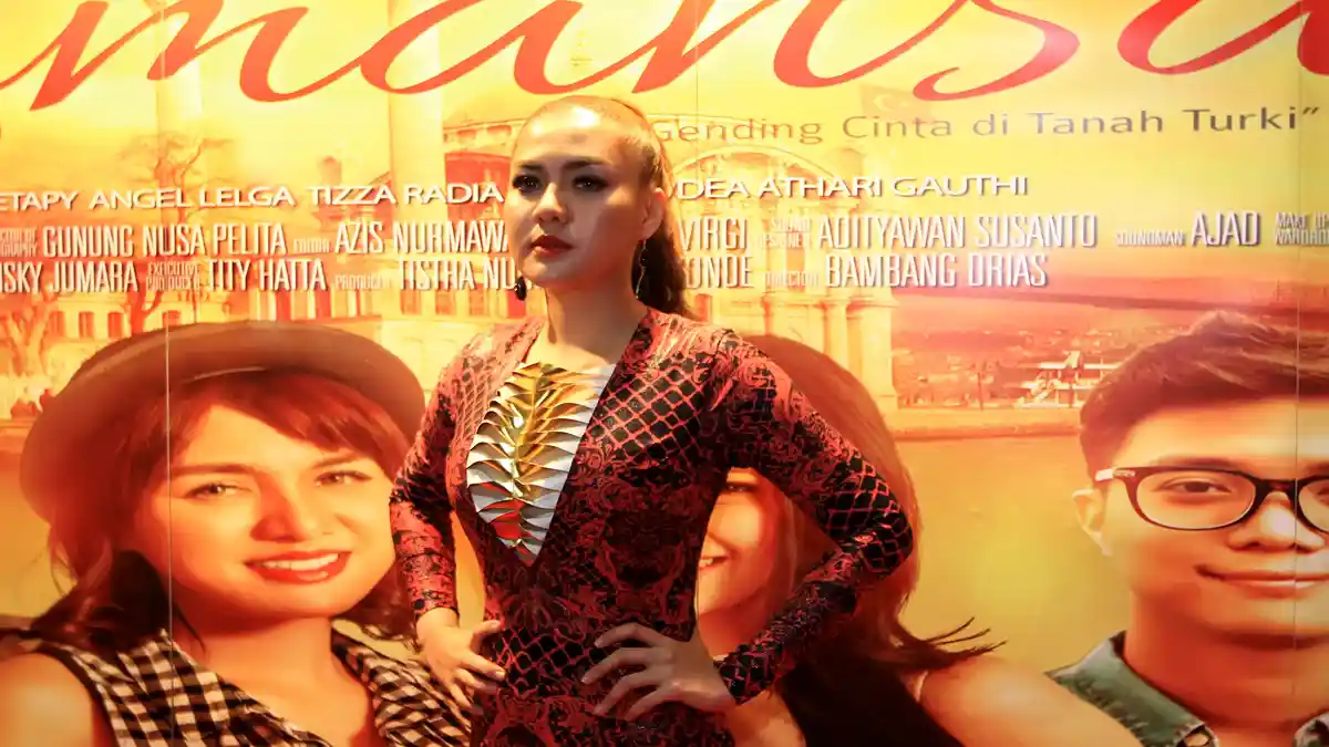 Vicky Shu: Halo Medan, Cemananya yang Keraslah!