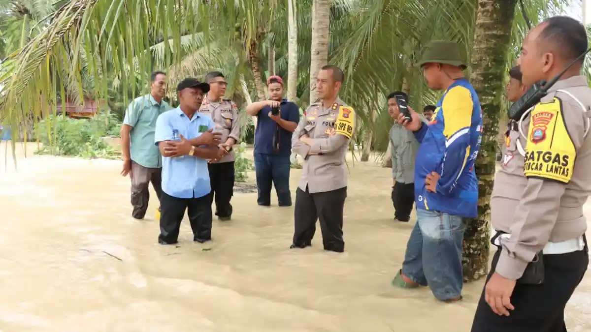 Kapolres Sergai Tinjau Lokasi Banjir di Dolok Masihul