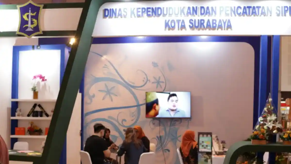 Hadir di Surabaya Great Expo Demi Keterbukaan Informasi Pentingnya Dokumen Adminduk