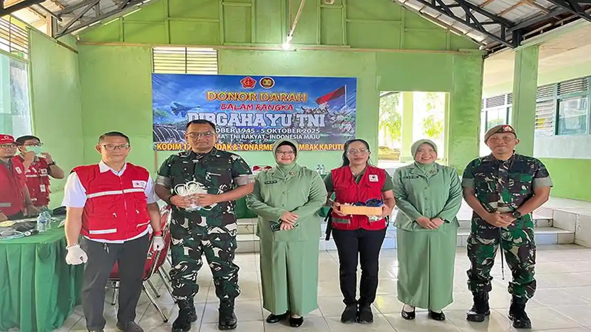Batalyon Armed 16 Komposit Ngabang Gelar Donor Darah HUT ke 80 TNI