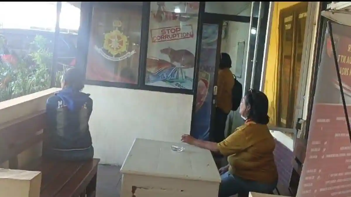 Polisi Periksa Mantan Kepala SMKN 5 Kupang dan 2 Bendahara Sekolah di Polda NTT