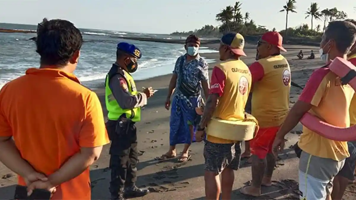 BREAKING NEWS:Sadra Terseret Arus Saat Mandi di Pantai Pering Gianyar,Kini Masih Dilakukan Pencarian