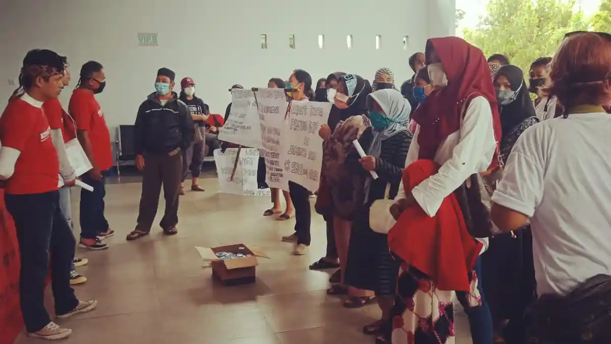 Pertanyakan Penggunaan Anggaran Covid, Komas PPC 19 Palopo Unjukrasa