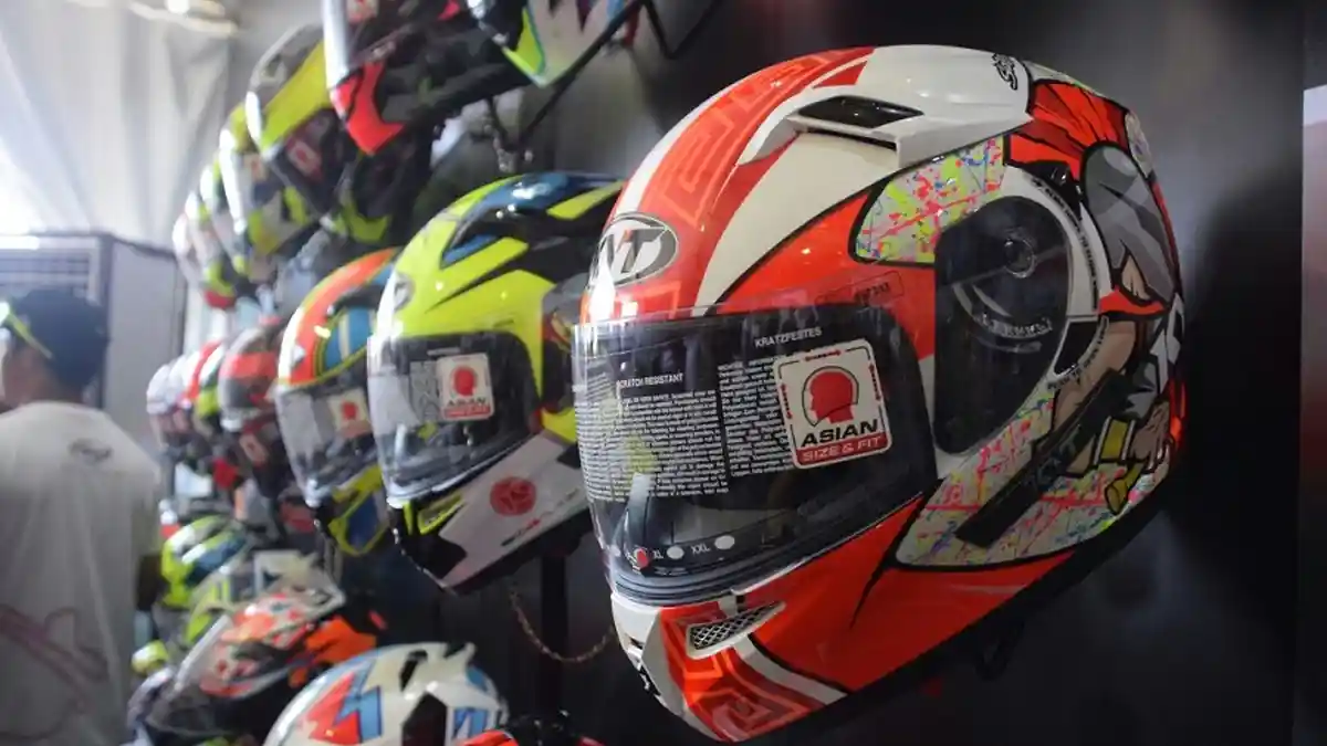 Ini Cara Mudah Tentukan Helm yang Tepat dengan Ukuran Kepala