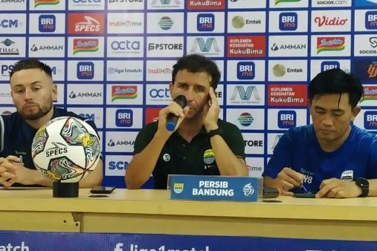 Bobotoh Serang Luis Milla Usai Komentari Persib Bandung yang Kalahkan Persik Kediri di Liga 1