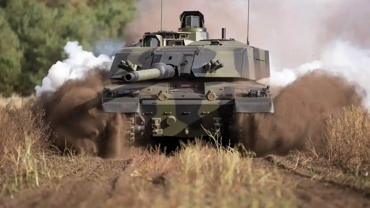 Kanada Pasok Empat Tank Leopard ke Ukraina, Berlakukan Sanksi Baru untuk Rusia