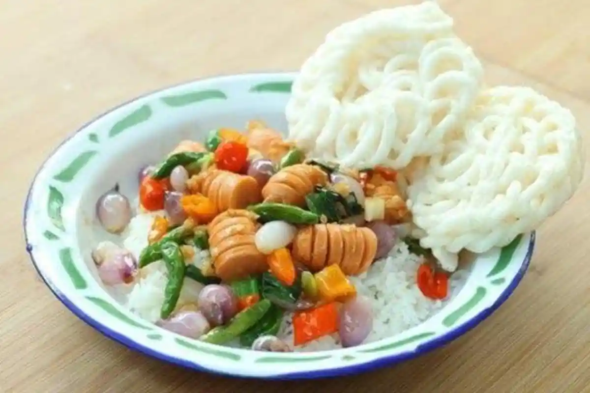Resep Makanan, Sosis Oseng Bawang Merah Bisa Jadi Menu Utama Pas untuk Makan Siang Si Kecil