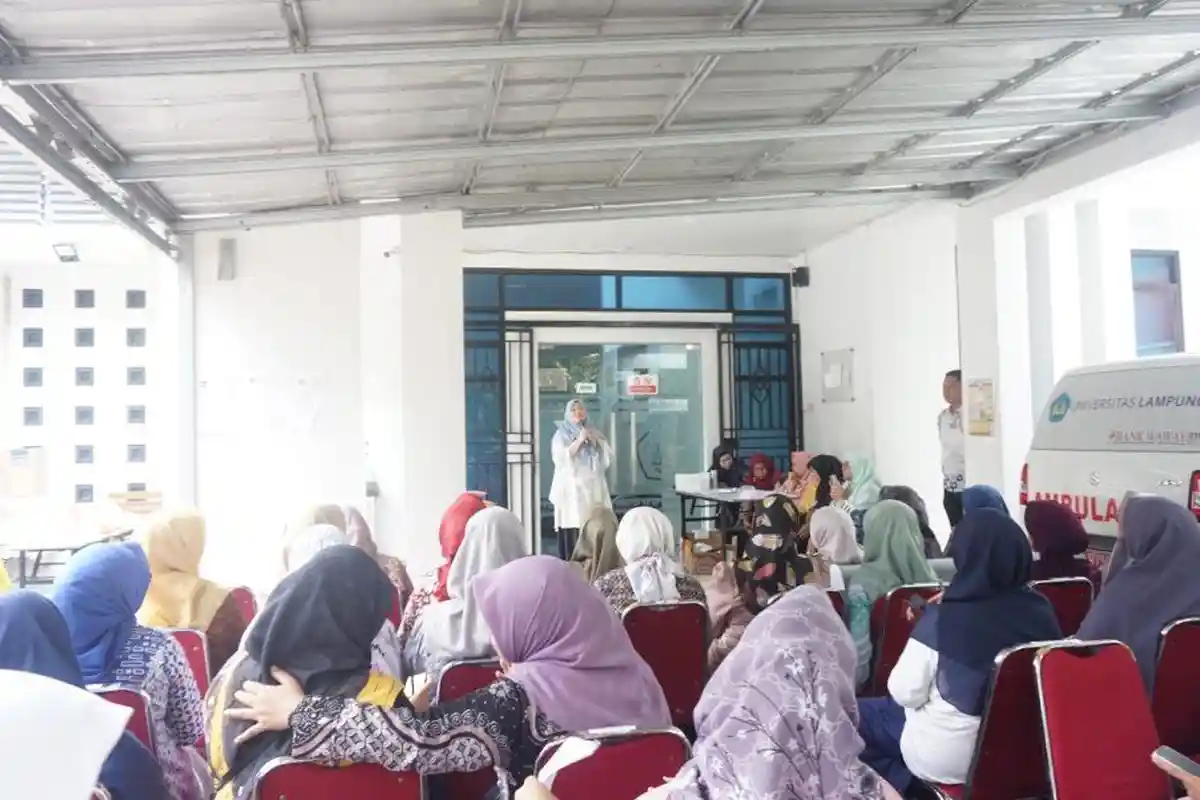 DWP dan Klinik Unila Bersama Lab Kimia Farma Adakan Pap Smear