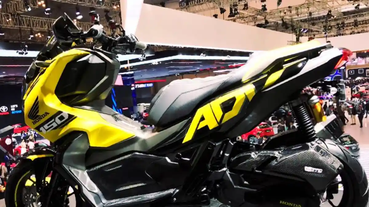 Daftar Harga Apparel Honda ADV150 yang Turut Dijual di GIIAS 2019