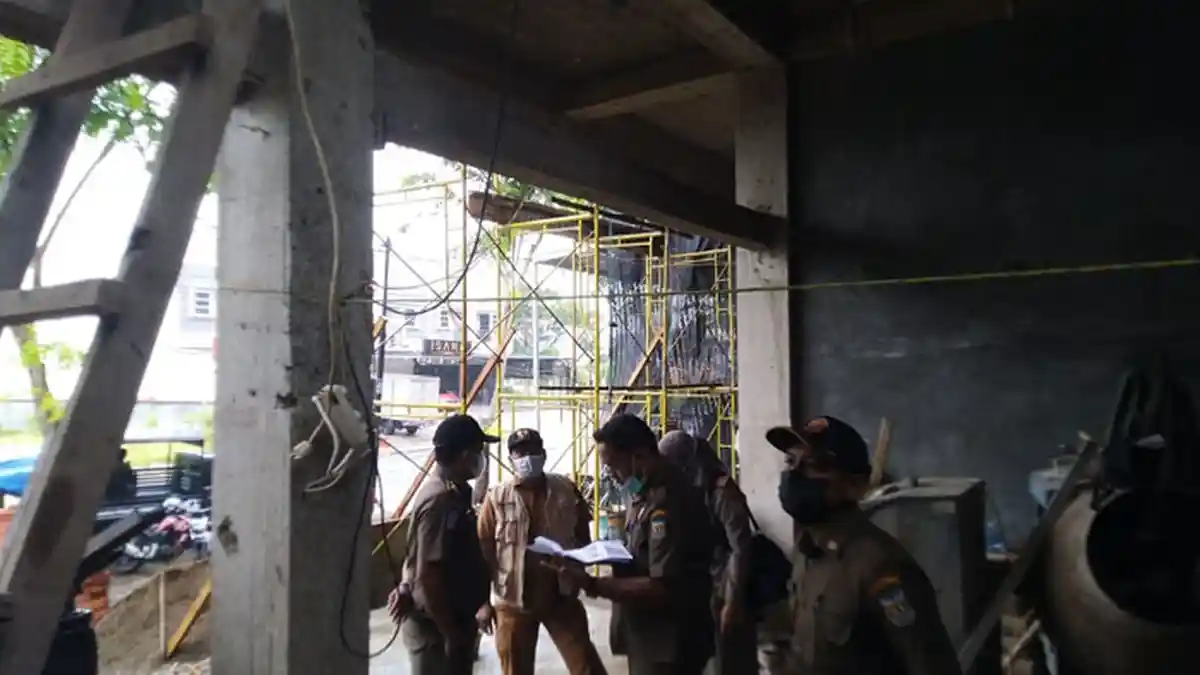 Tim Satpol PP Banda Aceh Turun ke Lokasi, Lakukan Pengecekan IMB Bangunan, Ini Tujuannya