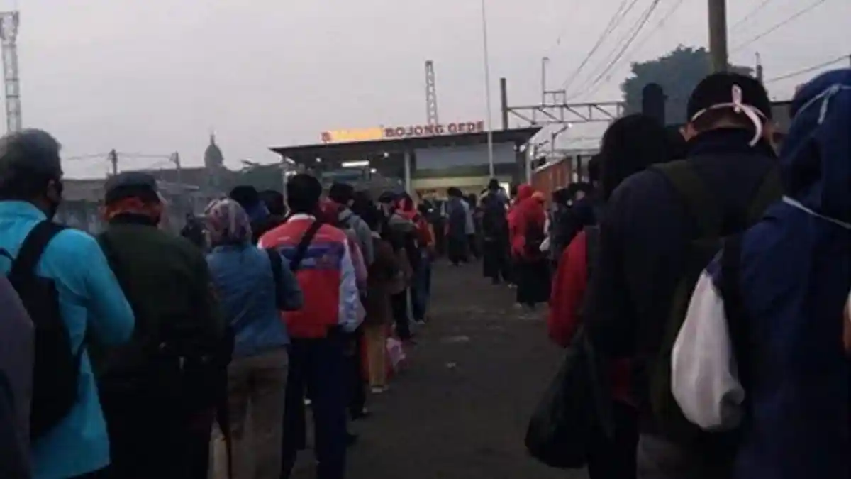 Kasus Covid-19 Melonjak, Kegiatan di Jawa-Bali pada 11-25 Januari Dibatasi, Ini yang Perlu Diketahui