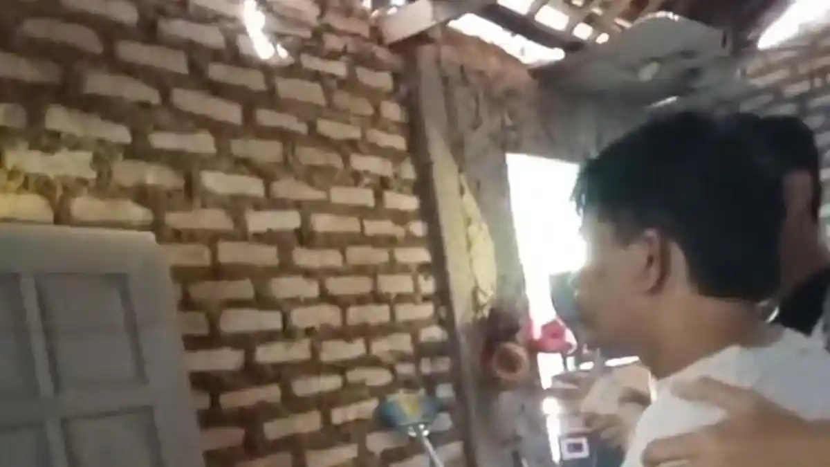 Tangisan Warnai Penjemputan Pengedar di Bangkalan, Diam Setelah Temukan Sabu Terselip di Dinding
