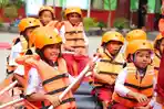 Edukasi Interaktif Penyelamatan Diri, Siswa SD Helvetia Belajar Langsung dengan BPBD Medan