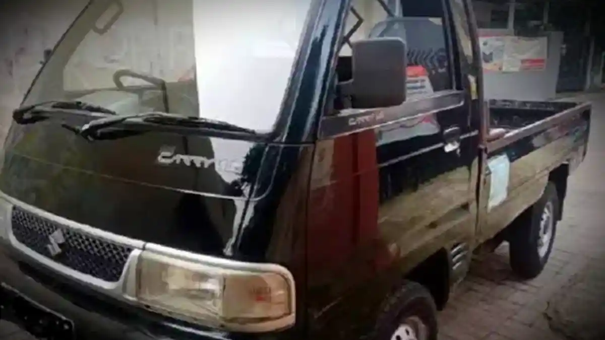 Warga Parungkuda Sukabumi Kaget, Temukan Mobil Pick Up di Parit, Masyarakat Curiga Hal Ini