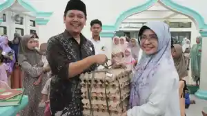 Pemerintah-Kabupaten-Pemkab-Pandeglang-menggelar-pasar-murah.jpg