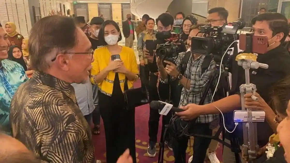Anwar Ibrahim Kenang Sosok Cak Nur dan Buya Hamka Sebagai Cendekiawan Muslim Berpengaruh