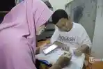 siswa-belajar-dari-rumah-didampingi-orangtua-f.jpg