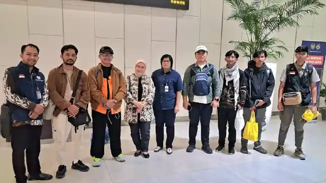 Kemlu RI Bantu Repatriasi 6 Relawan Misi GSF Setelah Terkendala Izin Lintas di Libya