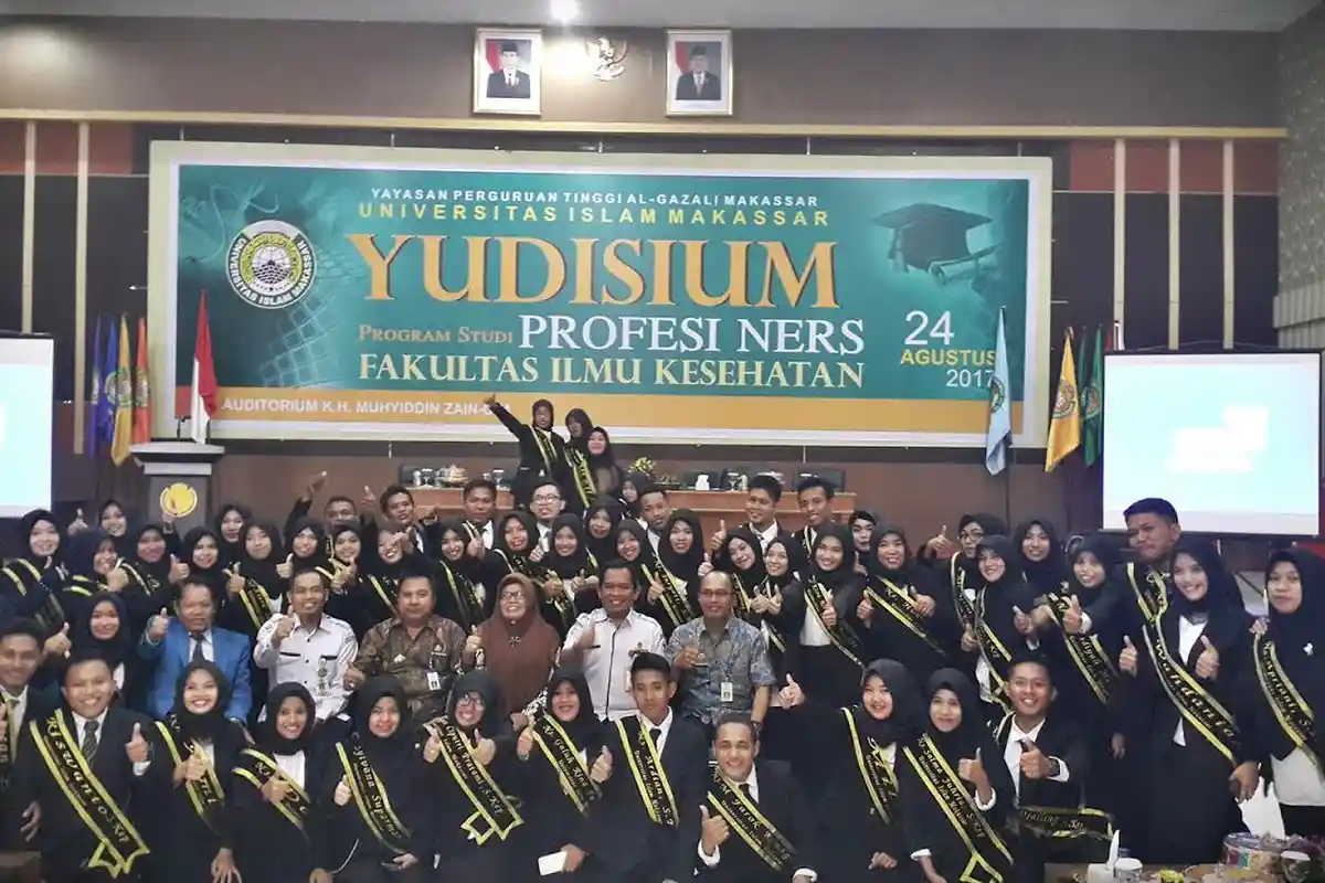UIM Yudisium 52 Mahasiswa Prodi Ners, Rektor Majdah M Zain Berhalangan Hadir