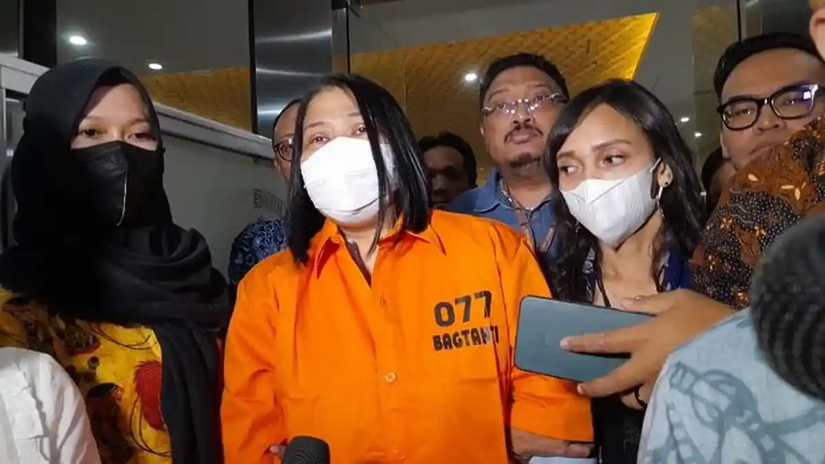 Putri Kasih Amplop dan iPhone 13 Pro Max kepada Eliezer, Ricky, dan Kuwat Usai Bunuh Brigadir Yosua