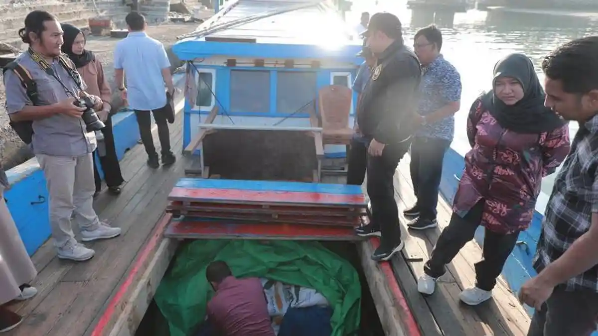 Pj Bupati Aceh Besar Lepas 9,2 Ton Beras Bantuan Pangan ke Pulo Aceh, Program Pusat Tekan Inflasi