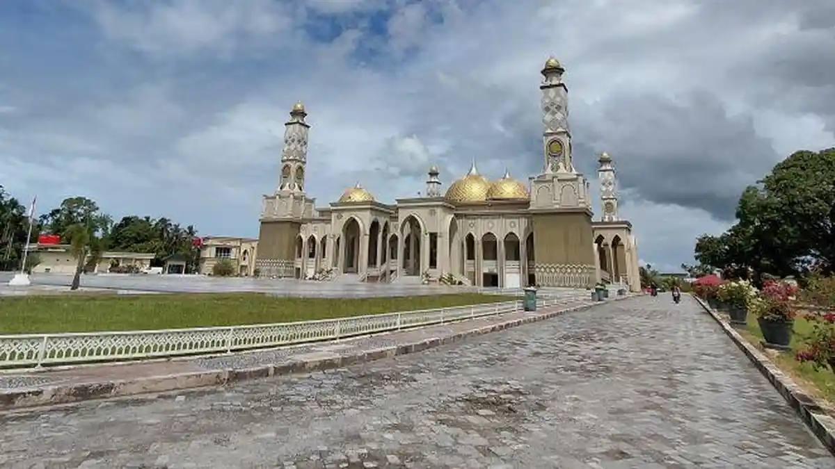 Prakiraan Cuaca Abdya 25 November 2025, Seluruh Wilayah Turun Hujan