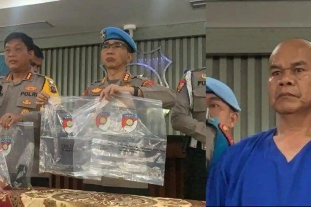 Selain Pegang Pistol, AKP Dadang Ternyata Simpan Sajam Jenis Parang di Mobil