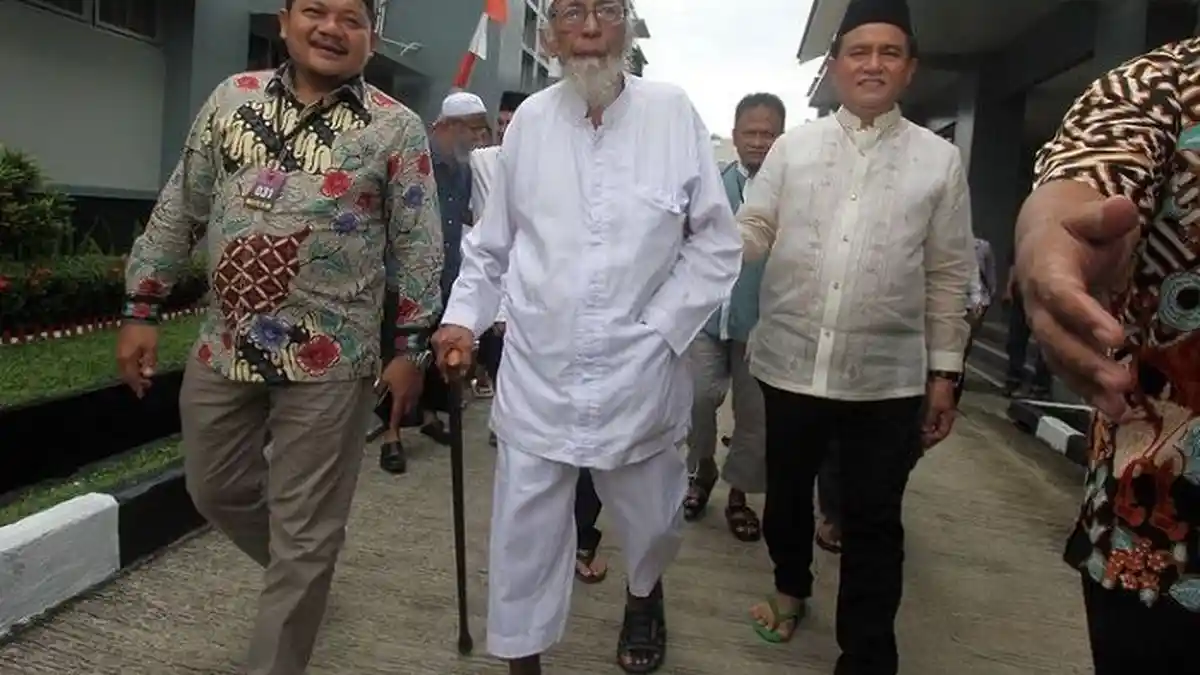 Abu Bakar Ba’asyir Akan Hirup Udara Bebas Pada Jumat 8 Januari, Polri Pastikan Awasi Pergerakannya