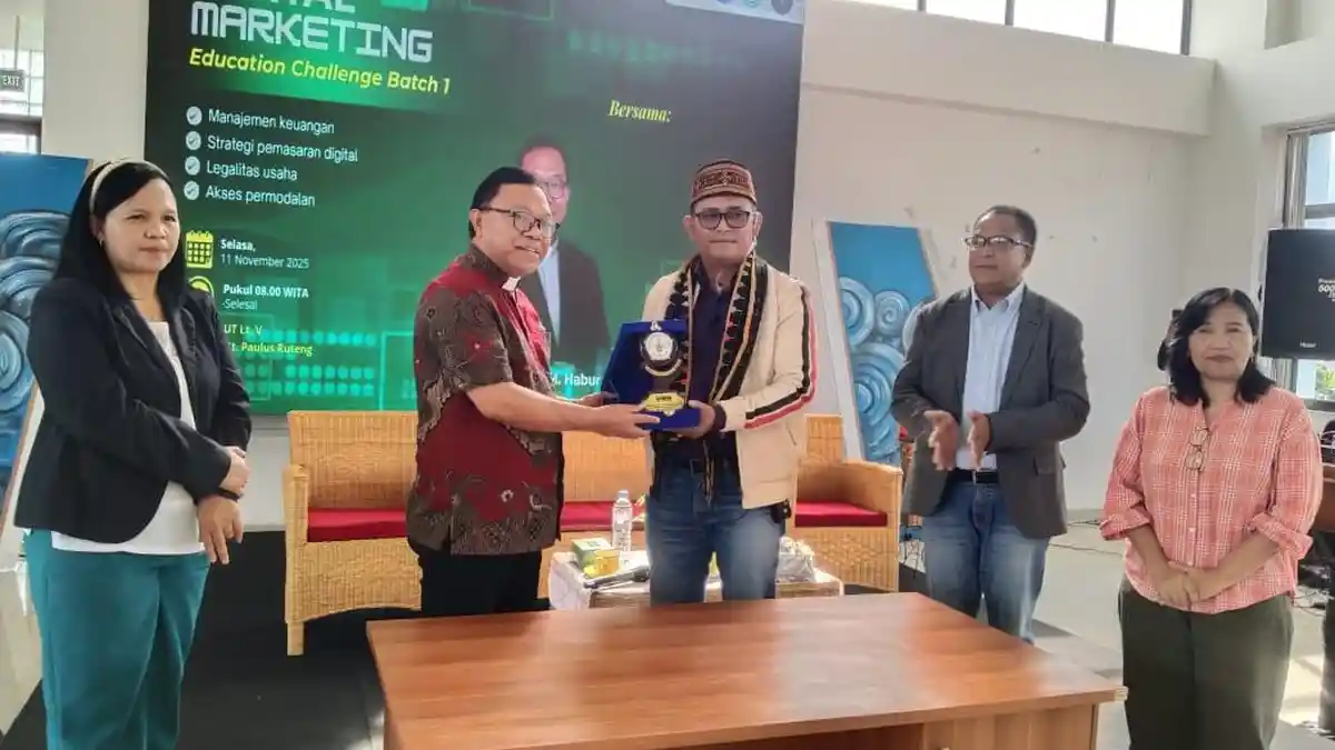 Mahasiswa Prodi PGSD Unika Santu Paulus Ruteng Pimpin Kompetisi Marketing Digital
